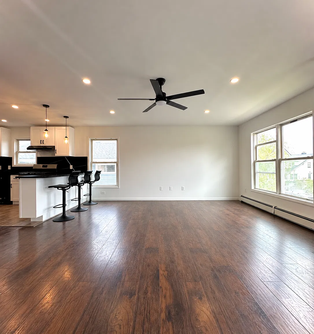 37 E Fulton St — Photo 4