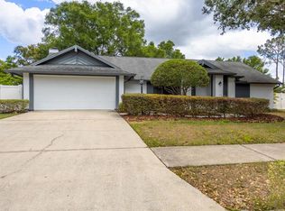 3050 Avalon Terrace Dr, Valrico, FL 33596