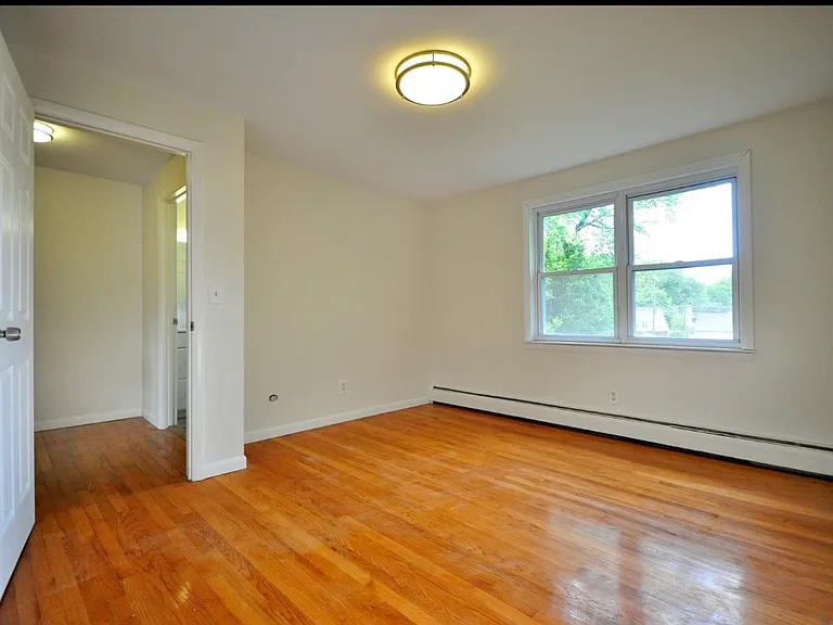 571 Hartford Rd #5 — Photo 11
