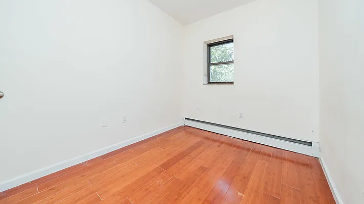 Rented by Nooklyn NYC LLC | media 22