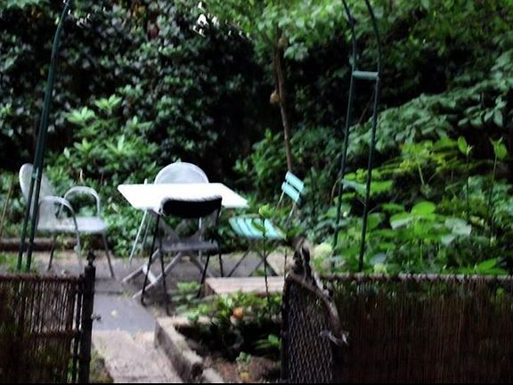 5th image of 286 E 10th St #4B
