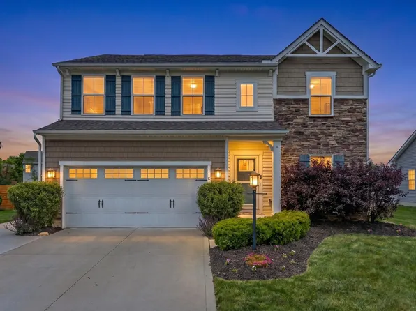 118 Stirling Way, Etna, OH 43062
