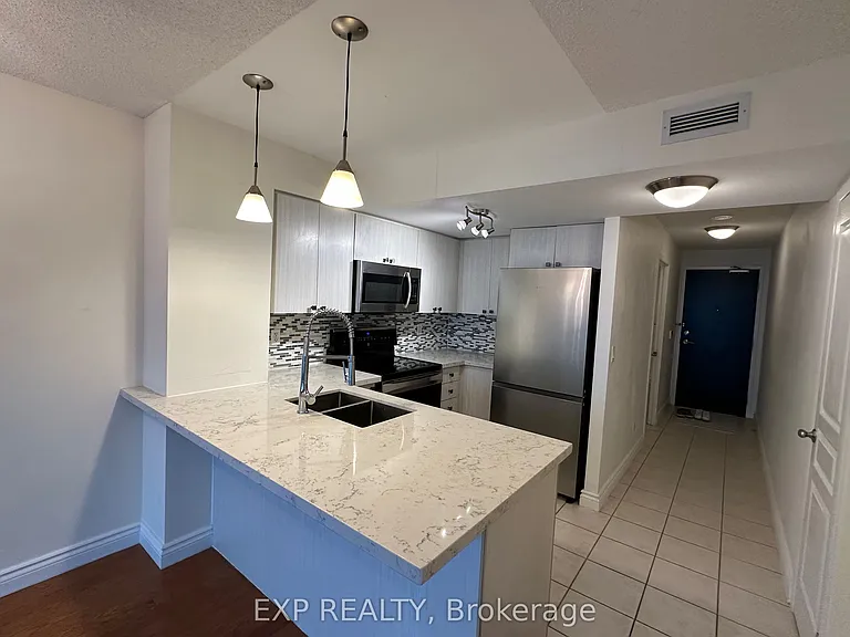 18 Yonge St #1306 — Photo 6