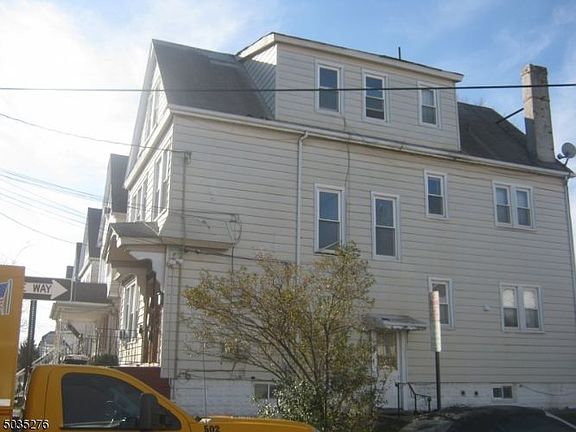 4th image of 307 Ampere Pkwy Floor 3