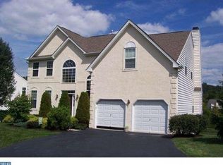 926 Nottingham Rd, Pottstown, PA 19465