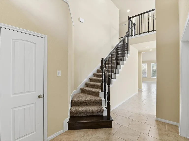 23207 Verita Ct — Photo 30