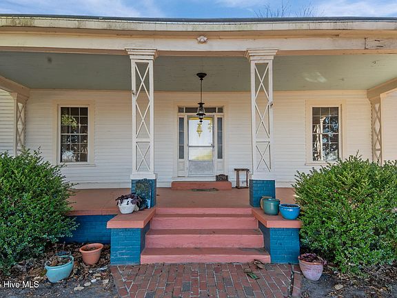 4th image of 3298 Yankee Hall Road