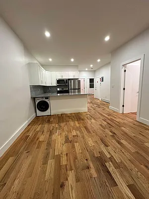 Rented by Budget Real Estate NYC Inc | media 5