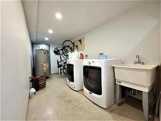 Rented by Oxford Property Group | media 10