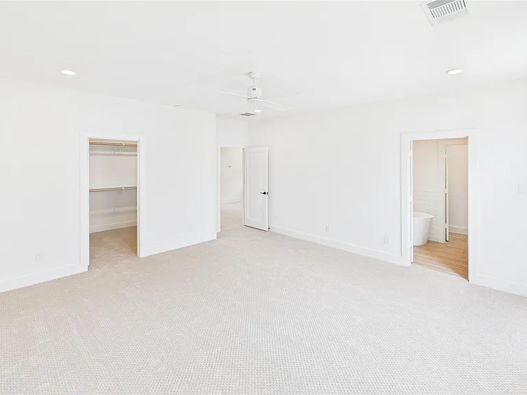 9609 Valeca Dr — Photo 27