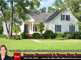 2121 Perrytown Loop Rd, New Bern, NC 28562