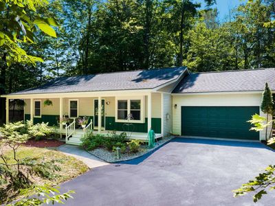 272 Lauri Wil Ln, Traverse City, MI, 49696