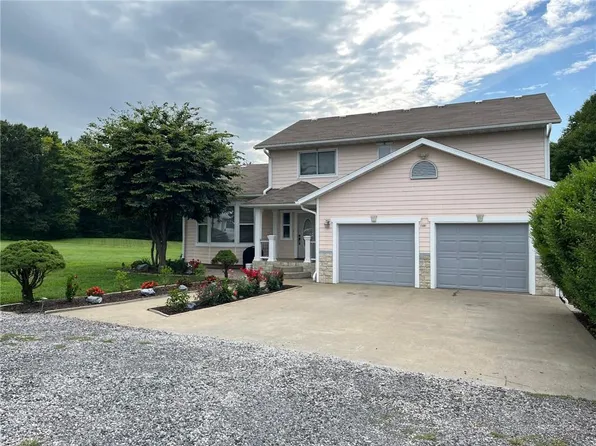 25061 Angus Dr, Hughesville, MO 65333