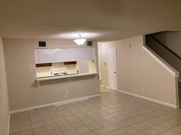 3rd image of 6704 Deatonhill Dr #A