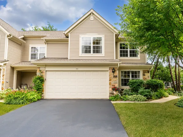 141 Crescent Ln #141, Schaumburg, IL 60193