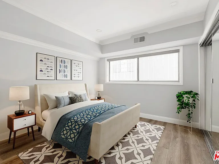 423 S Rexford Dr #106 — Photo 11