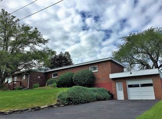 19 Circle Dr, Waverly, NY