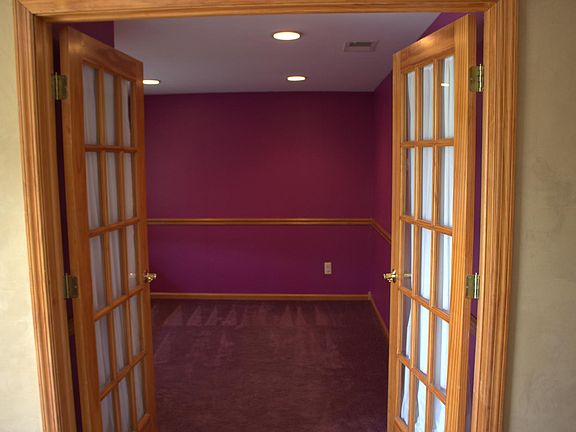 1st Floor Bedroom #1