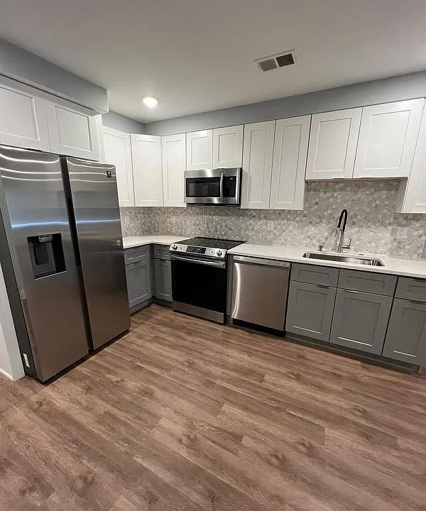1416 Germantown Ave #8