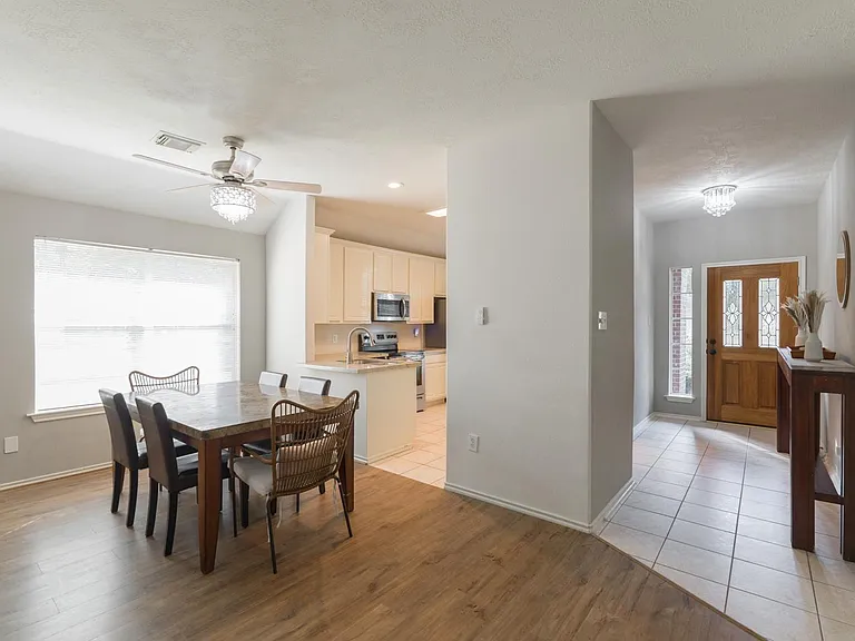 46 S Wynnoak Cir — Photo 4