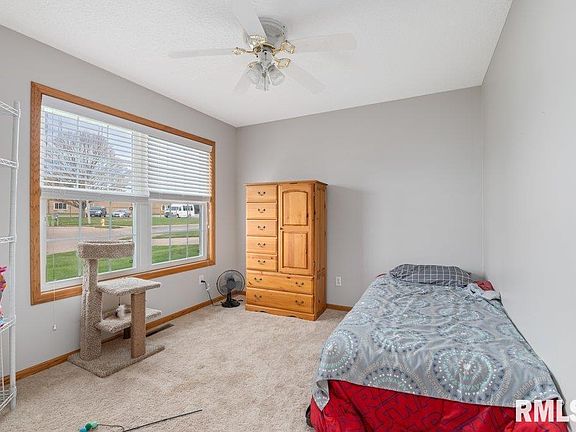 4th image of 2705 Linwood Ct