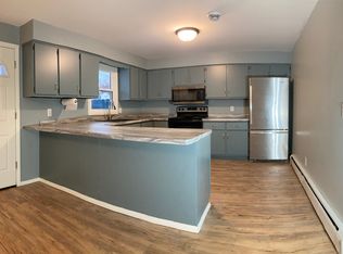 716 S Locust St #716, Appleton, WI 54914