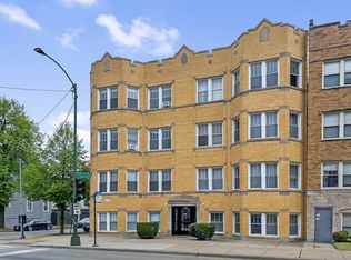 4201 W Addison St #2B, Chicago, IL 60641