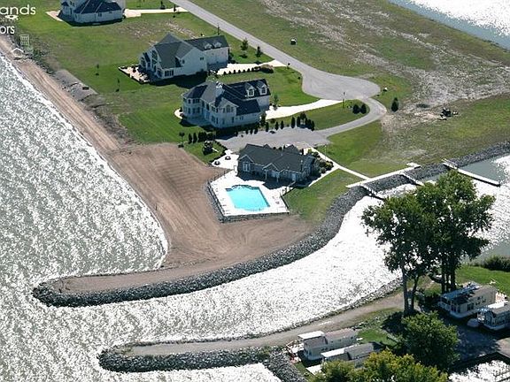 4th image of 2307 S Harbor Bay Dr