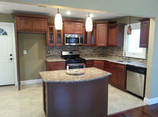 16 Millbrook Dr, Toms River, NJ 08757