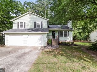 4027 Evelyn Dr, Powder Springs, GA 30127