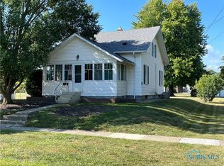 210 Pearl St, Hicksville, OH 43526
