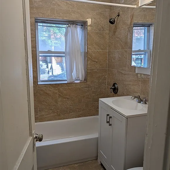 46 W Newton St #1 — Photo 3