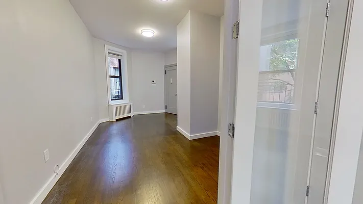 Rented by Compass | media 9