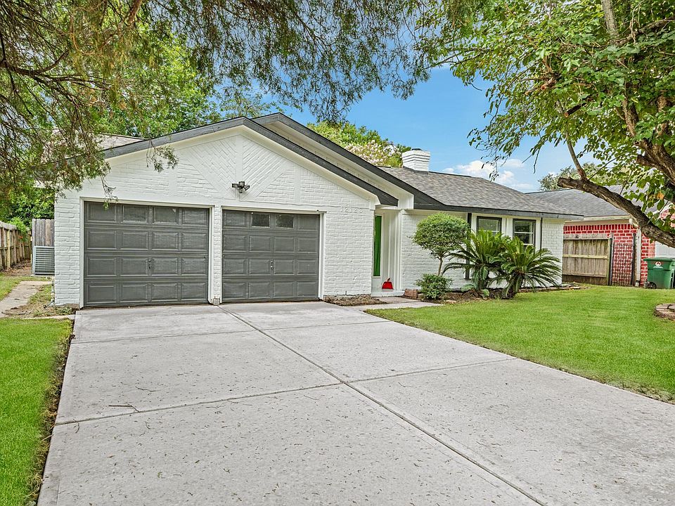 1st image of 12123 Pompano Ln
