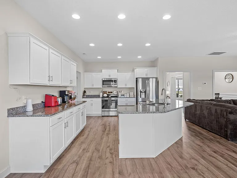 1818 Olde Towne Pointe Blvd — Photo 22