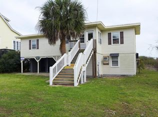 1904 Palmetto Blvd, Edisto Island, SC 29438