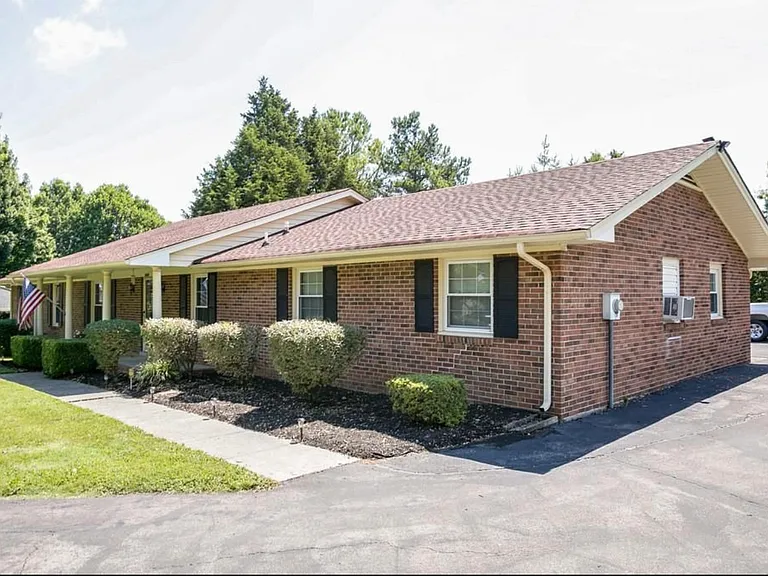 2548 Peace Pl — Photo 3