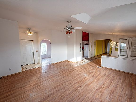 5th image of 7113 W Hualapai Rd