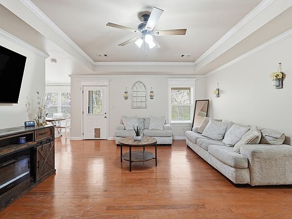 5th image of 2988 Wild Berry Dr