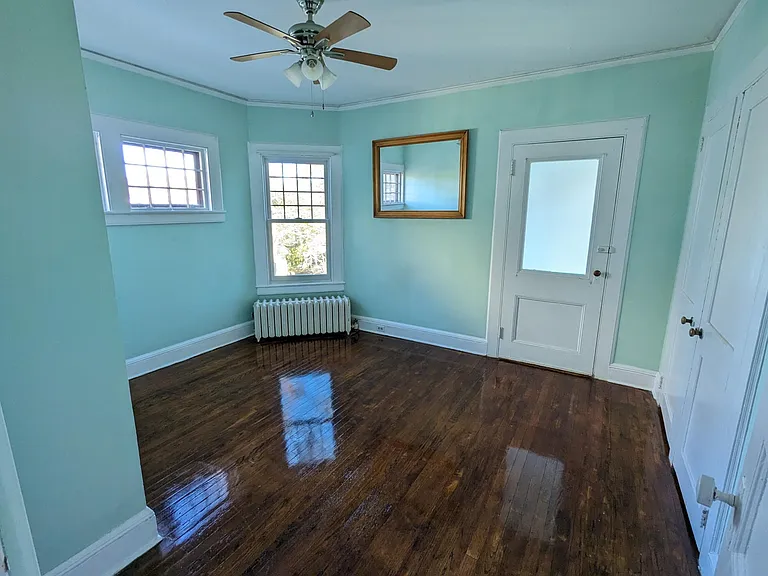 437 Cornelia St #1 — Photo 4
