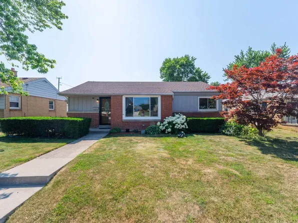 301 S 92nd STREET, Milwaukee, WI 53214