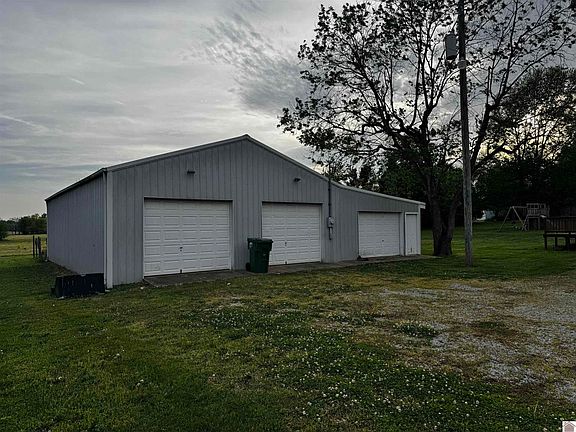 4th image of 307 W Wyatt St