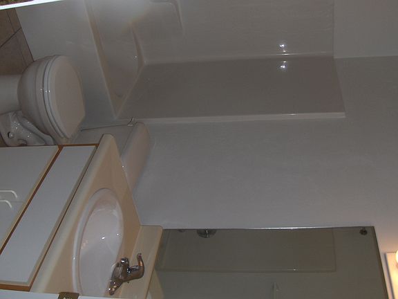 4th image of 1344 Castelnau Ct #B