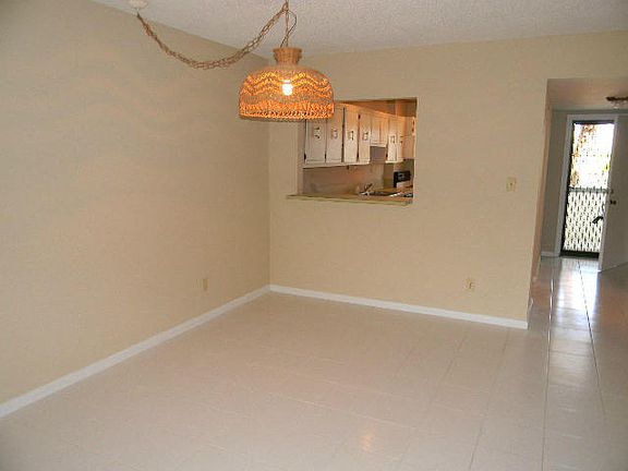 5th image of 175 SE Saint Lucie Blvd Unit Un A 100