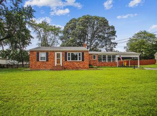 1209 Meadow View Rd, Pasadena, MD 21122