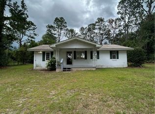 612 Prosperity Dr, Swainsboro, GA 30401
