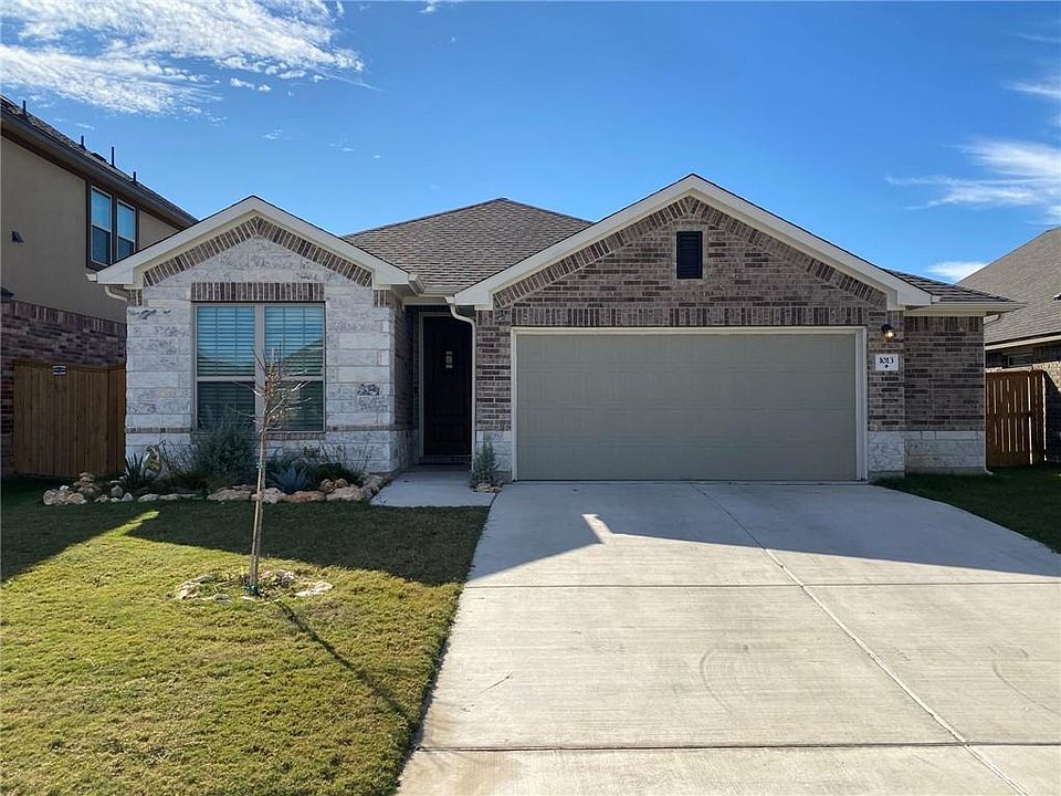 1st image of 1013 Zacarias Dr