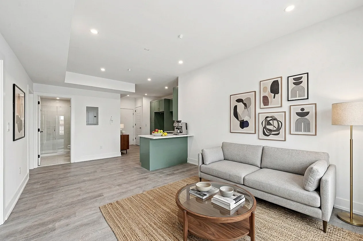 2 bed, 772 sqft, $1,814 — Photo 4