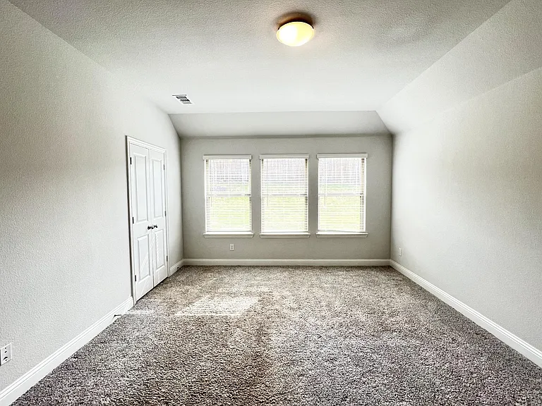 2712 Country Church Rd — Photo 17
