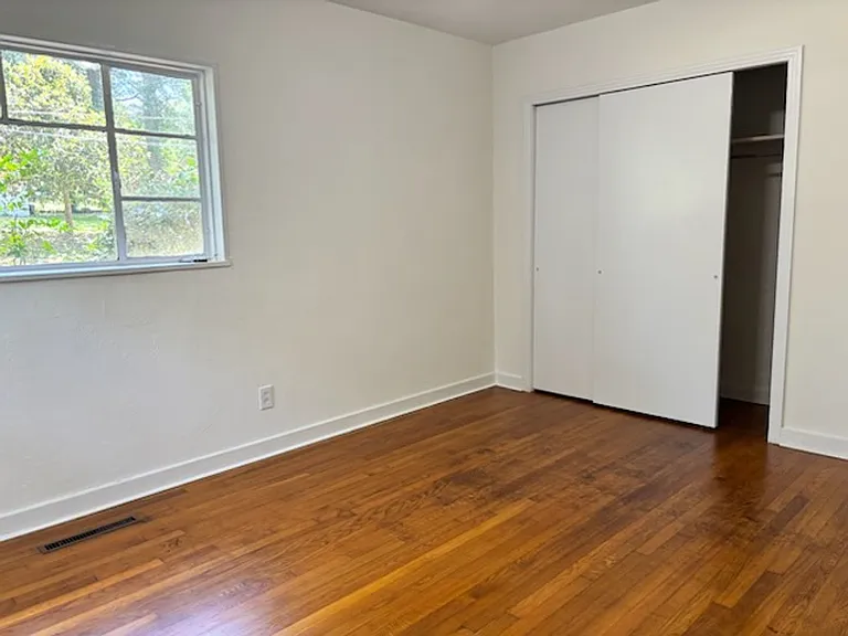 3147 Shirley Dr — Photo 15